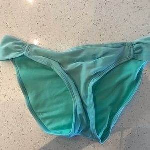Bikini bottoms
